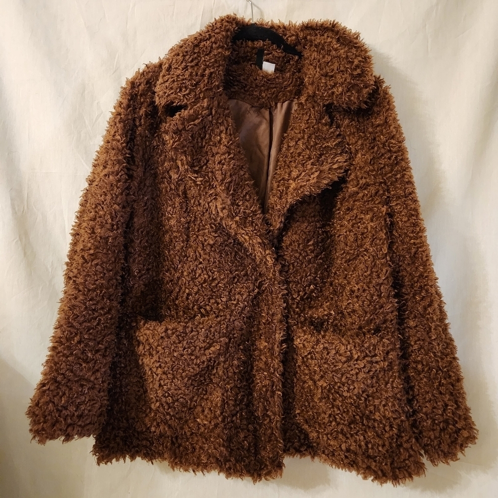 H & M Divided Cozy Brown Faux Fur Jacket Size M. Teddy Coat